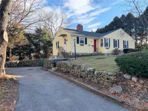 74 Gilbert St, Warwick, RI 02886 photo 1