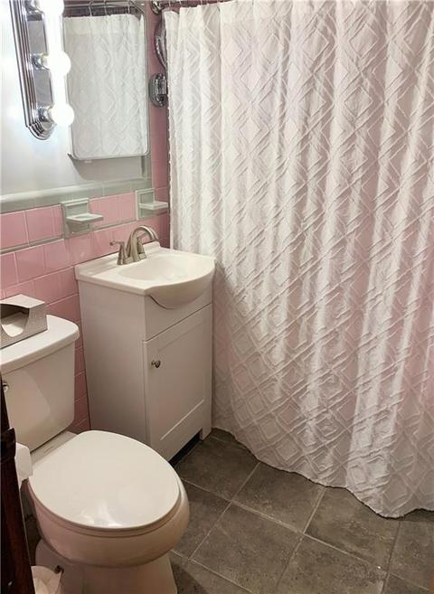 74 Gilbert St, Warwick, RI 02886 photo 13