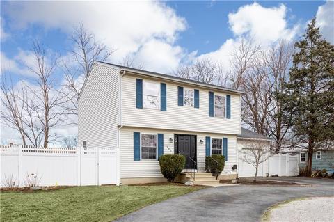 583 Sandy Ln, Warwick, RI 02889 photo 2