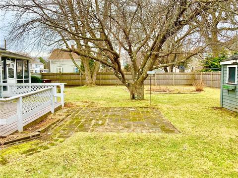 365 Coe St, Woonsocket, RI 02895 photo 32