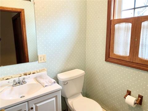 365 Coe St, Woonsocket, RI 02895 photo 10