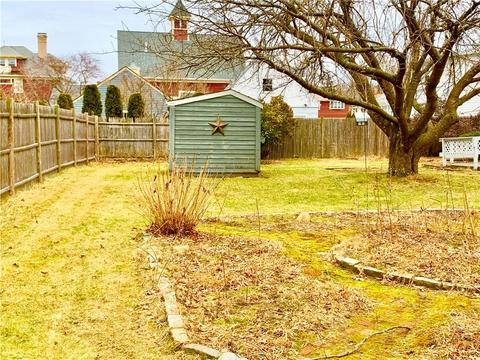 365 Coe St, Woonsocket, RI 02895 photo 31