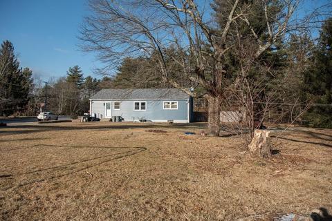 874 Putnam Pike, Glocester, RI 02814 photo 4