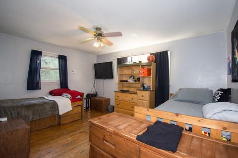 874 Putnam Pike, Glocester, RI 02814 photo 16