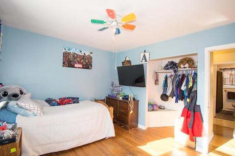 874 Putnam Pike, Glocester, RI 02814 photo 18