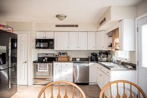874 Putnam Pike, Glocester, RI 02814 photo 7