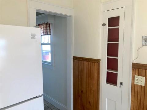 60 Oak St, Westerly, RI 02891 photo 11