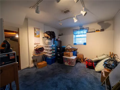 81 Oberlin Dr, Warwick, RI 02886 photo 21