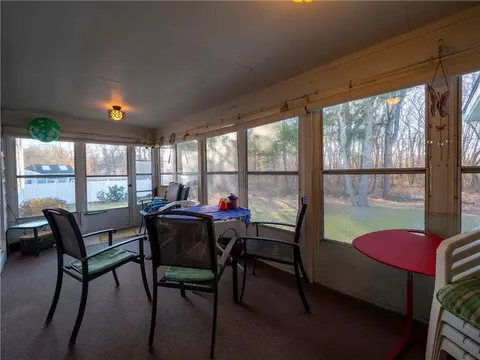81 Oberlin Dr, Warwick, RI 02886 photo 36