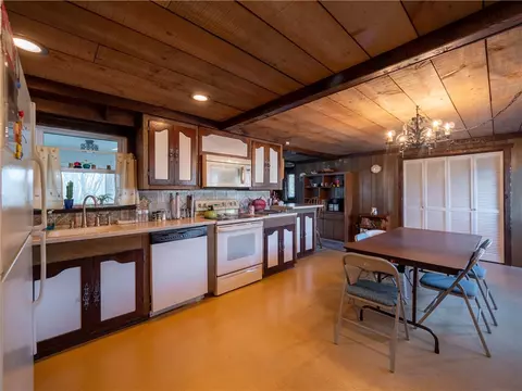 81 Oberlin Dr, Warwick, RI 02886 photo 15