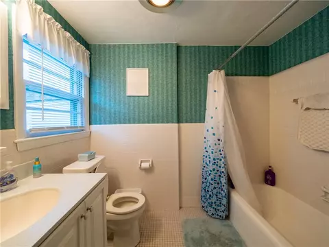 81 Oberlin Dr, Warwick, RI 02886 photo 33