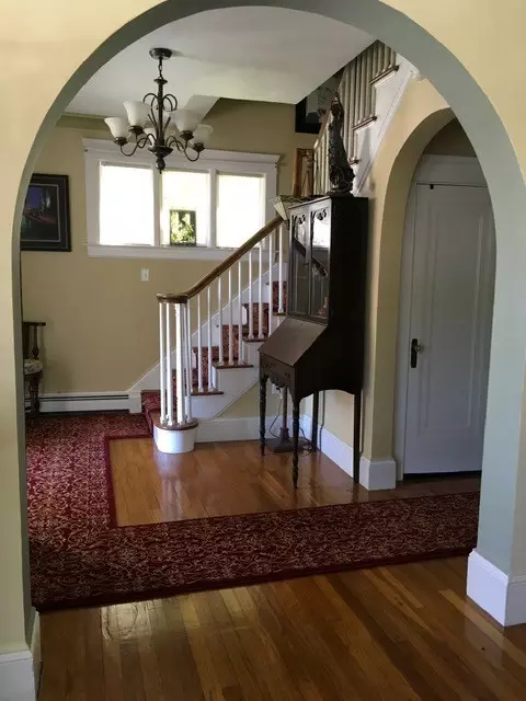 75 Oregon Ave, Woonsocket, RI 02895 photo 3