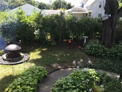 75 Oregon Ave, Woonsocket, RI 02895 photo 21