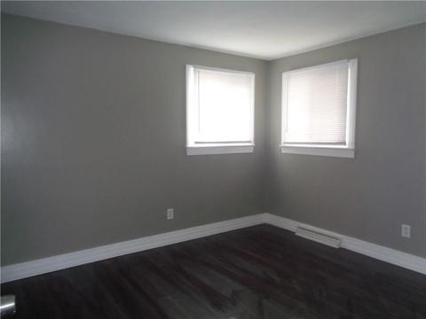 120 John St, Warwick, RI 02889 photo 13