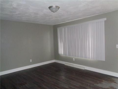 120 John St, Warwick, RI 02889 photo 5