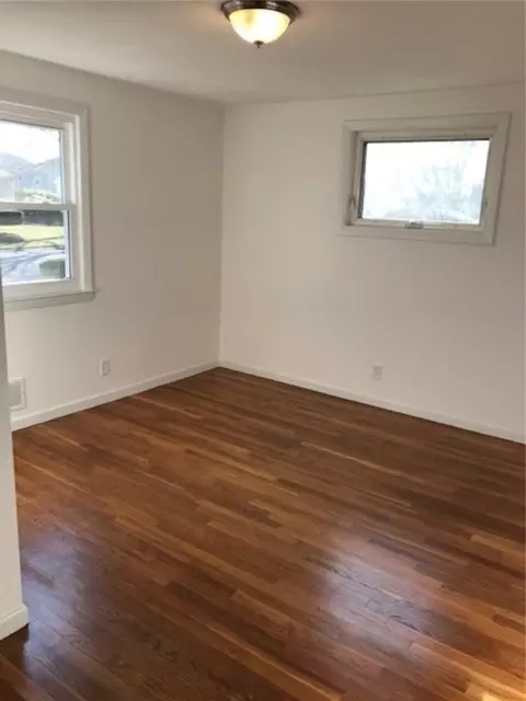 127 Covington Dr, Warwick, RI 02886 photo 12