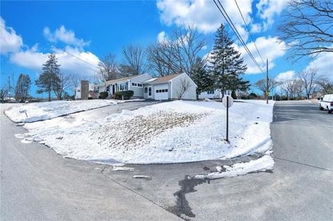 95 Gilbert St, Warwick, RI 02886 photo 28
