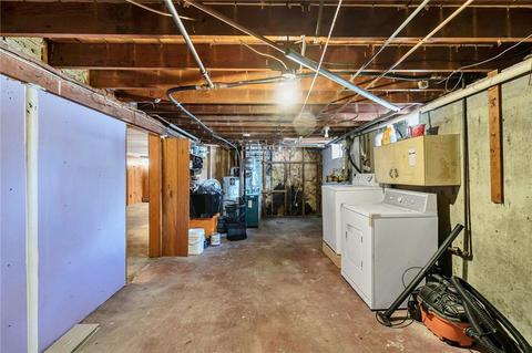 95 Gilbert St, Warwick, RI 02886 photo 23