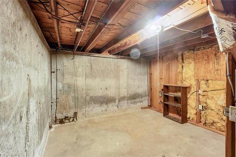 95 Gilbert St, Warwick, RI 02886 photo 25