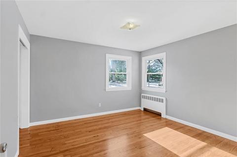 95 Gilbert St, Warwick, RI 02886 photo 11