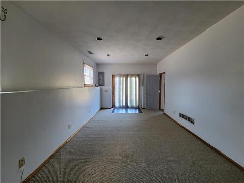 1000 Post Rd, Warwick, RI 02888 photo 13