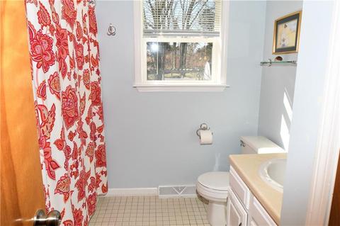 25 Setting Sun Dr, Westerly, RI 02891 photo 9