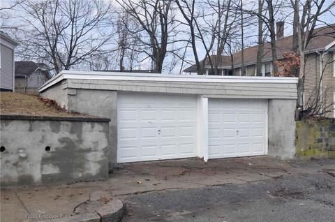 89 Summit St, Woonsocket, RI 02895 photo 38