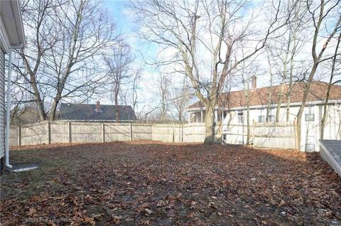 89 Summit St, Woonsocket, RI 02895 photo 39