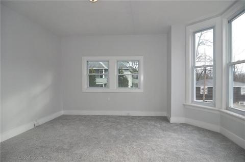89 Summit St, Woonsocket, RI 02895 photo 21