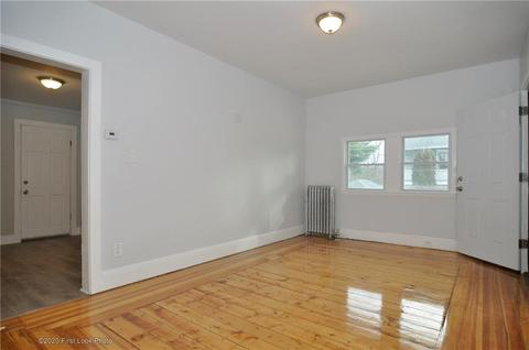 89 Summit St, Woonsocket, RI 02895 photo 13