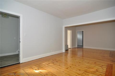89 Summit St, Woonsocket, RI 02895 photo 15