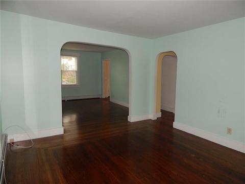 86 Lakeside Dr, Coventry, RI 02816 photo 5