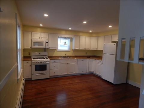 86 Lakeside Dr, Coventry, RI 02816 photo 9