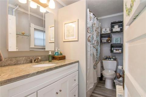 11 Lowe Ave, Warwick, RI 02889 photo 4