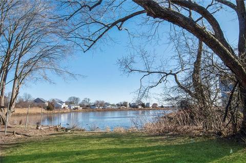 11 Lowe Ave, Warwick, RI 02889 photo 3
