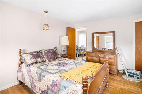232 Douglas Rd, Warwick, RI 02886 photo 5