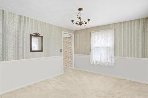 232 Douglas Rd, Warwick, RI 02886 photo 3