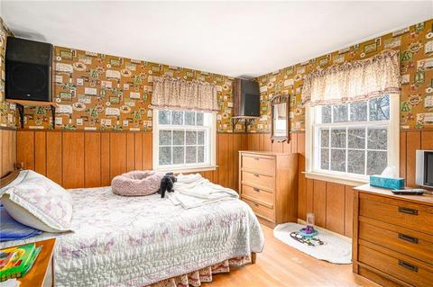 232 Douglas Rd, Warwick, RI 02886 photo 7