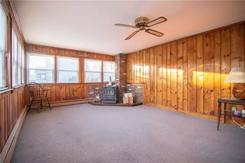 90 Spring St, Riverside, RI 02915 photo 5