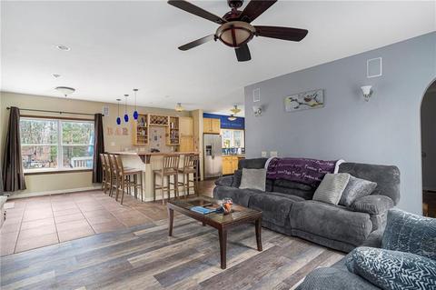 2 Rainone Ct, Coventry, RI 02816 photo 5