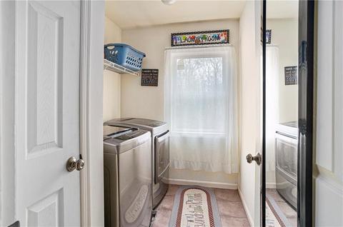 2 Rainone Ct, Coventry, RI 02816 photo 30