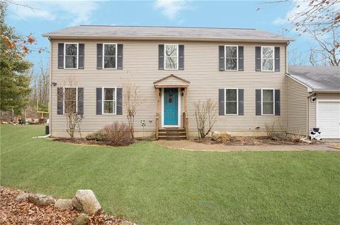 2 Rainone Ct, Coventry, RI 02816 photo 2