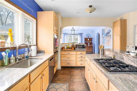 2 Rainone Ct, Coventry, RI 02816 photo 12