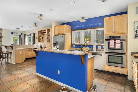 2 Rainone Ct, Coventry, RI 02816 photo 11
