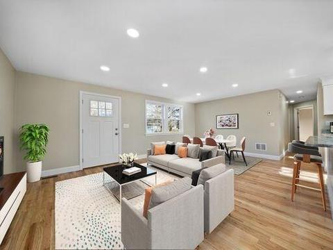 151 Fatima Dr, Warren, RI 02885 photo 4