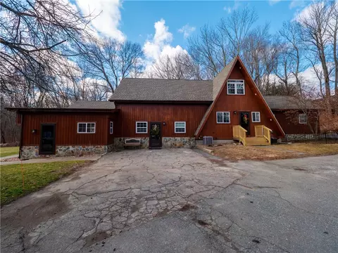 958 Centerville Rd, Warwick, RI 02886 photo 3