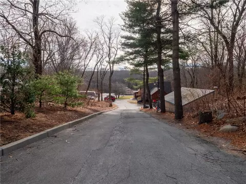 958 Centerville Rd, Warwick, RI 02886 photo 5