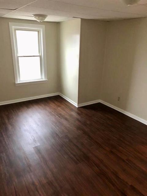 528 Elm St, Woonsocket, RI 02895 photo 14
