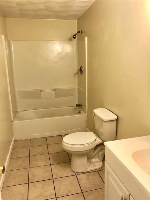 528 Elm St, Woonsocket, RI 02895 photo 13