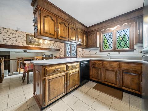 53 Beth Ave, Warren, RI 02885 photo 9